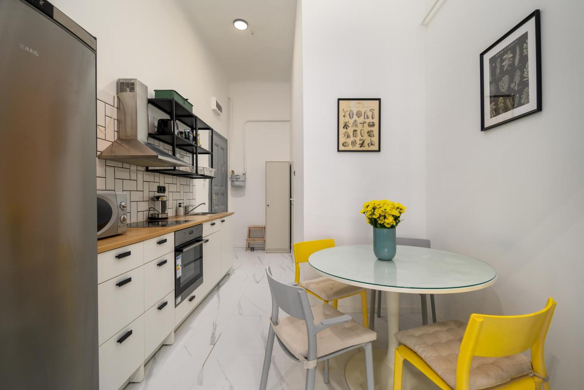 Downtown Apartment 2 Minutes From Opera House Budapest Exterior photo