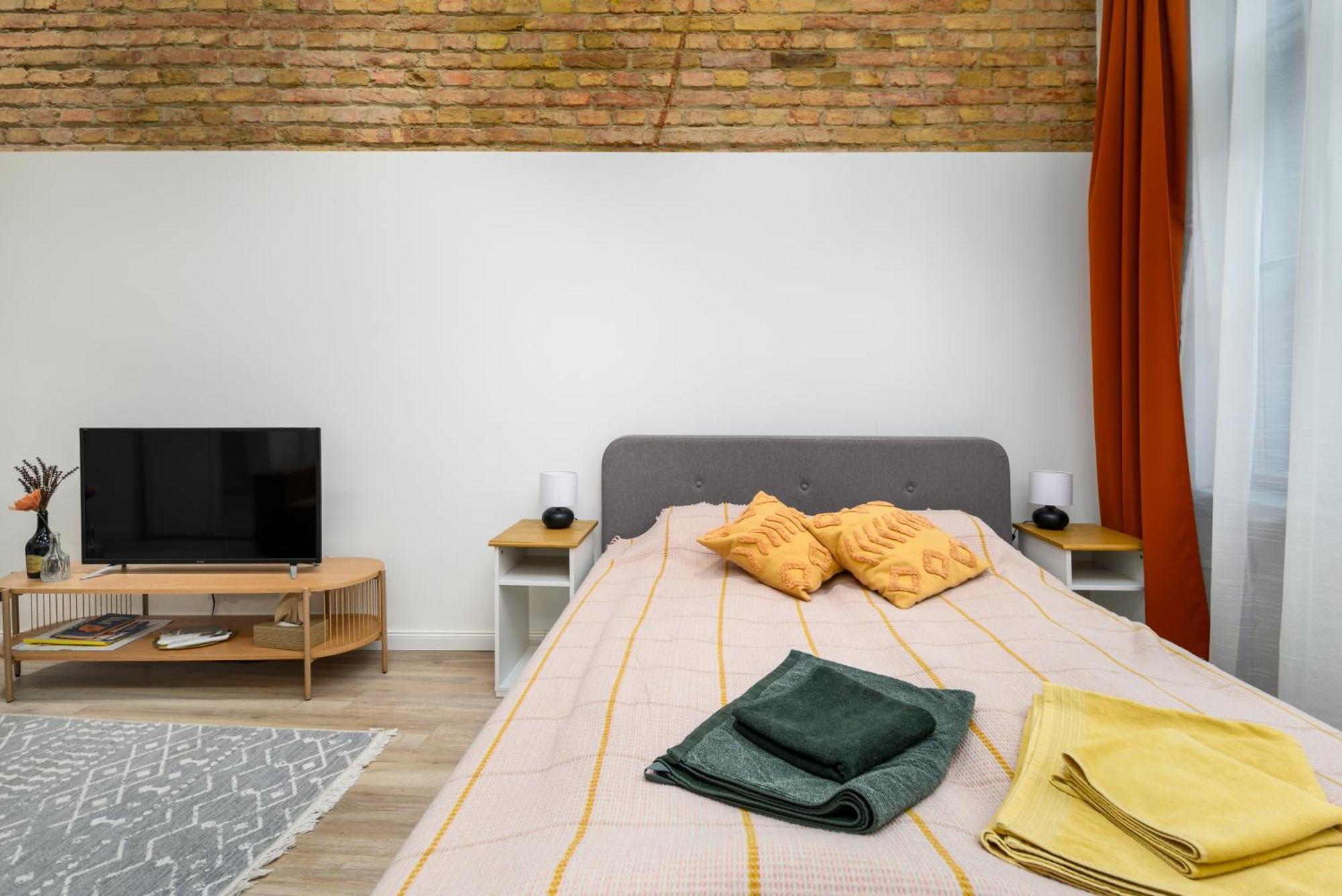 Downtown Apartment 2 Minutes From Opera House Budapest Exterior photo